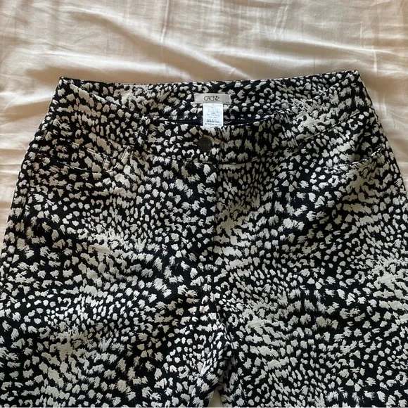 Cache Monochrome Abstract Print Pants - Picture 4 of 5